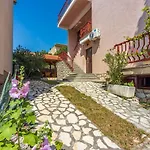 Cozy Nur 250 Meter Zum Mit Meerblick, Grillplatz, Privatparkplatz Apartamento